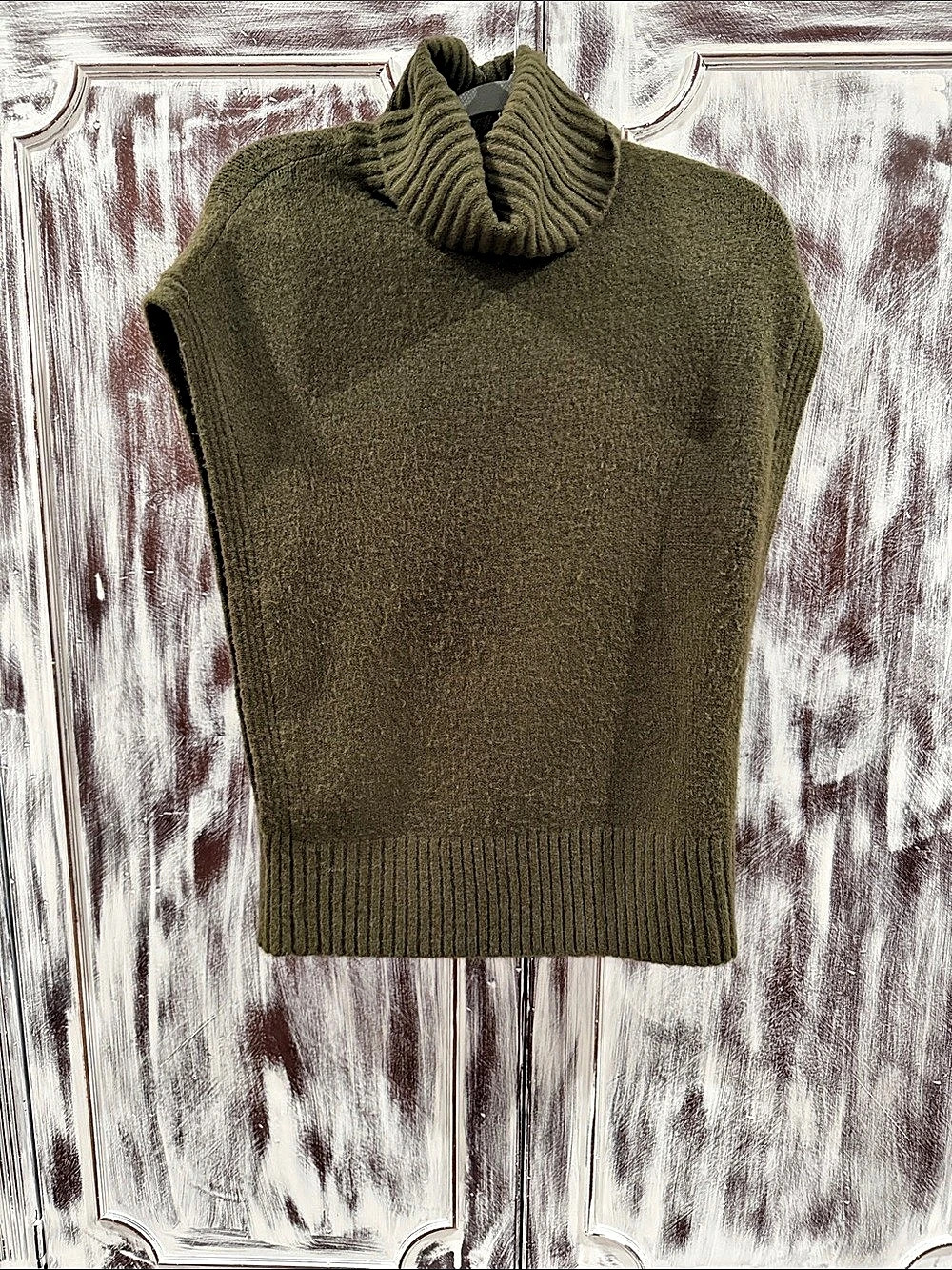 RD Style Olive Cowl Neck Sweater Vest Size XS/P Like New